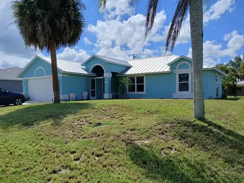 4522 Floral St, Port Saint Lucie, FL 34953