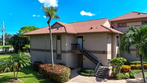 19199 Sabal Lake Dr, Boca Raton, FL 33434