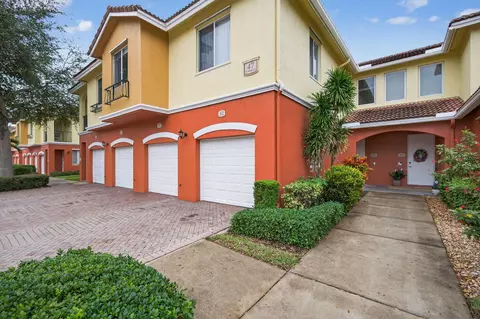 47 SE Sedona Cir #102, Stuart, FL 34994