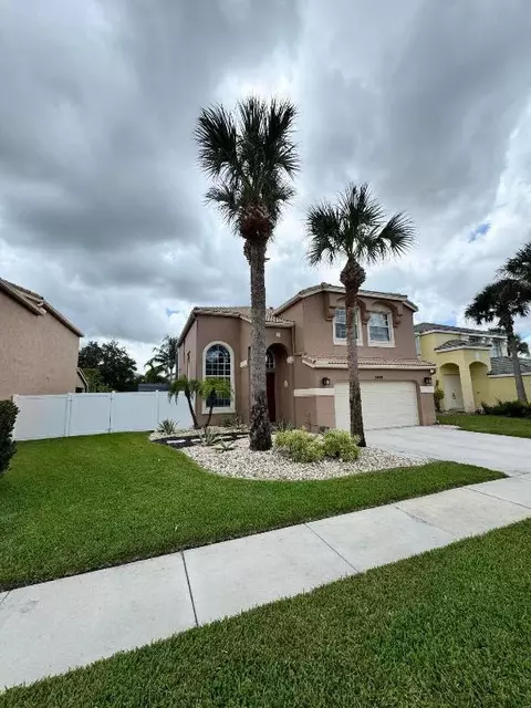 3020 Rockville Ln, Royal Palm Beach, FL 33411