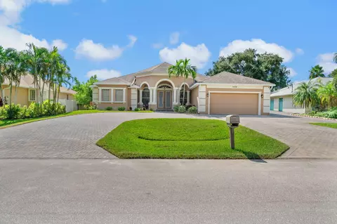 1438 SW Apache, Port Saint Lucie, FL 34953