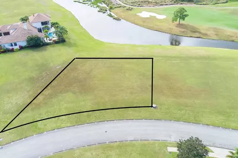 102 SE Santa Lucia, Port St Lucie, FL 34984