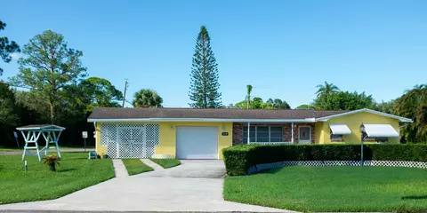 8006 Santana Ave, Fort Pierce, FL 34951