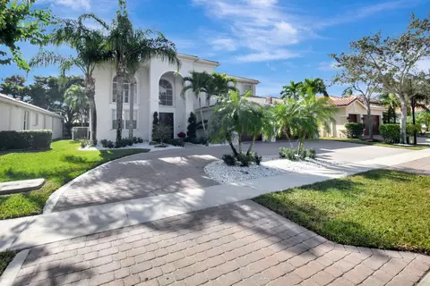 9546 Campi Dr, Lake Worth, FL 33467