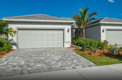 3835 Russell #VILLA 41, Vero Beach, FL 32960
