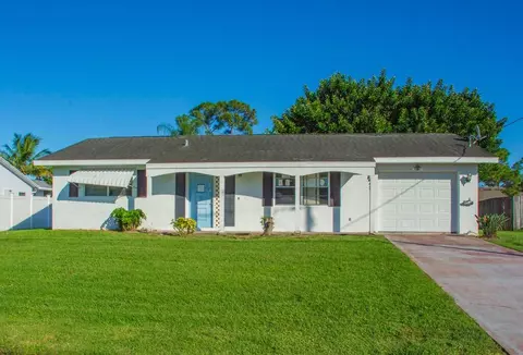 1781 SE Fairfield St, Port Saint Lucie, FL 34983