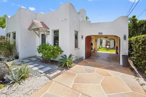 5109 Garden Ave, West Palm Beach, FL 33405