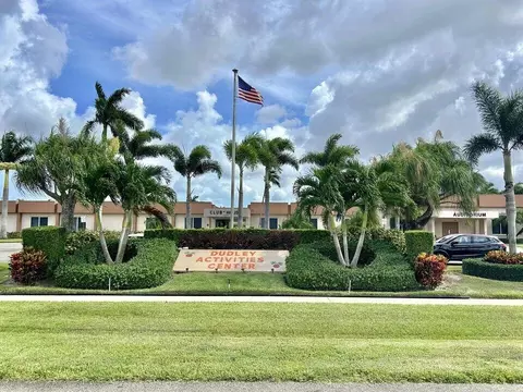 2555 Dudley Dr W #E, West Palm Beach, FL 33415