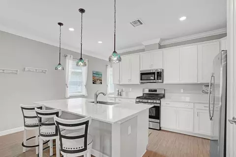 745 SE Bloomfield Rd, Port Saint Lucie, FL 34984