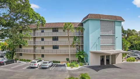 2424 N Federal Hwy #207, Boynton Beach, FL 33435