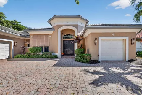 343 SW Harbor Vw, Palm City, FL 34990