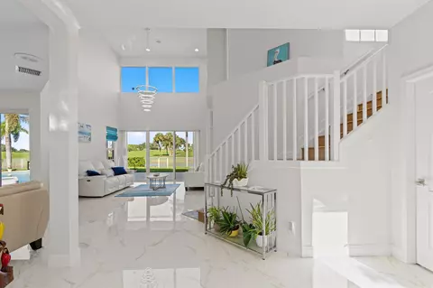 903 Augusta Pointe Dr, Palm Beach Gardens, FL 33418