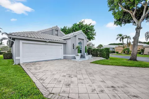 6430 Three Lks, Boynton Beach, FL 33437