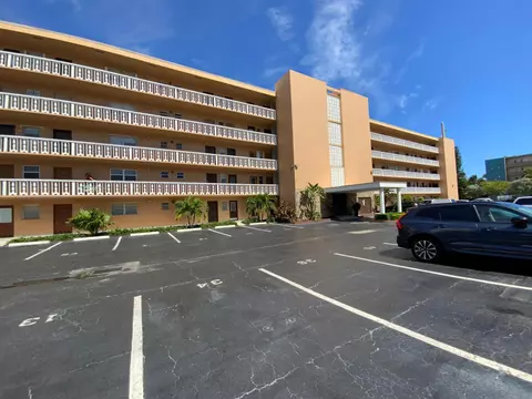 219 NE 14th Ave #407, Hallandale Beach, FL 33009