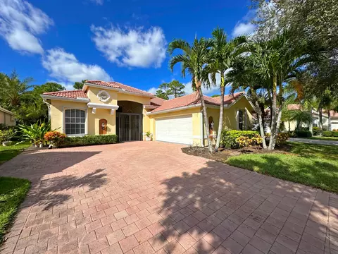 723 SW Great Exuma Cv, Port Saint Lucie, FL 34986