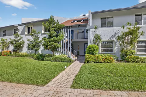 6525 S Oriole Blvd #2060, Delray Beach, FL 33446