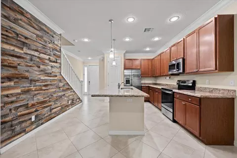 535 SW Glen Crest Way, Stuart, FL 34997