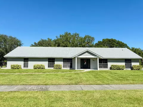 411 W Avenida Del Rio, Clewiston, FL 33440