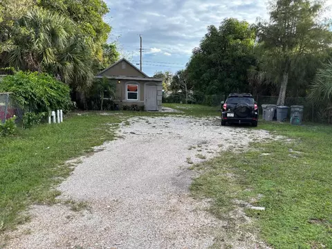 2848 Westgate Ave, West Palm Beach, FL 33409