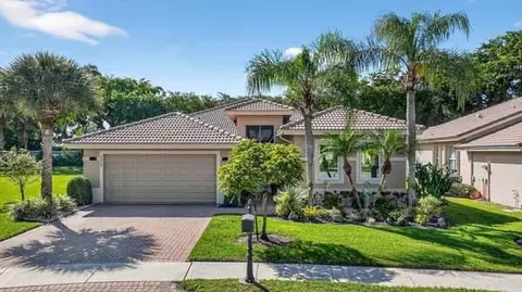 8908 Agliana Cir, Boynton Beach, FL 33472