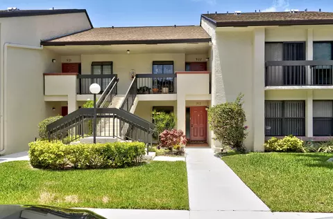 5153 Oak Hill Ln #512, Delray Beach, FL 33484