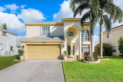 6353 Lansdowne Cir, Boynton Beach, FL 33472