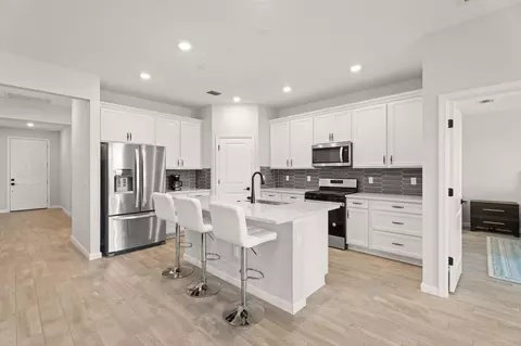 361 SE Filoli Dr, Port Saint Lucie, FL 34984