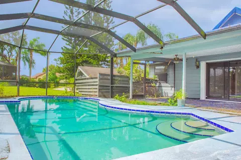 398 SW Ray Ave, Port Saint Lucie, FL 34983