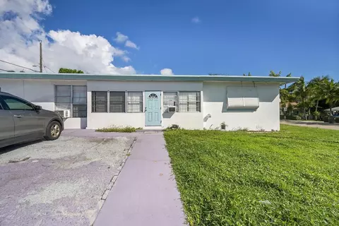 721 N A St, Lake Worth Beach, FL 33460