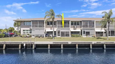 298 SE 6th Ave #6, Pompano Beach, FL 33060