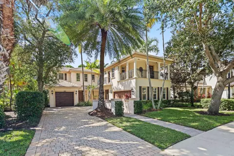 932 Mill Creek Dr, Palm Beach Gardens, FL 33410