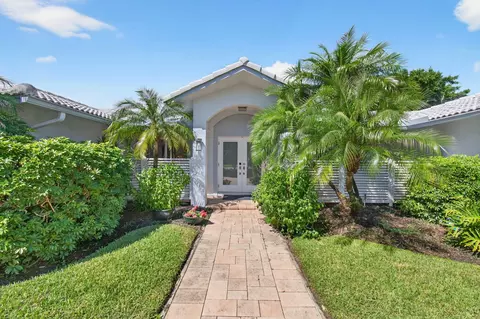 3535 S Lake Dr, Boynton Beach, FL 33435