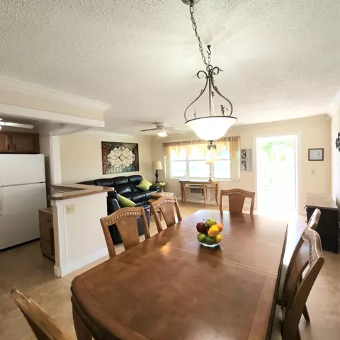 173 Kent J, West Palm Beach, FL 33417