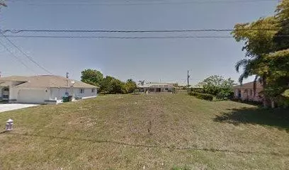 1111 SE 5th Ave, Cape Coral, FL 33990