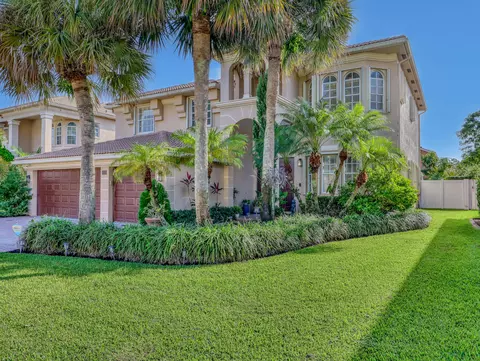 2227 Ridgewood Cir, Royal Palm Beach, FL 33411