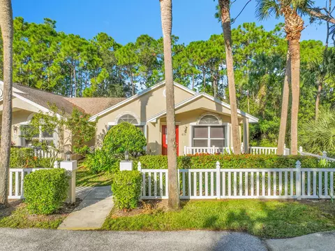671 NW San Remo Cir, Port Saint Lucie, FL 34986