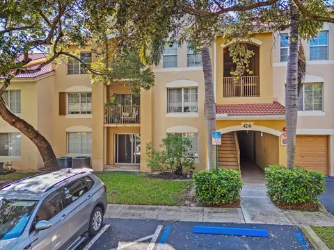 4241 San Marino Blvd #103, West Palm Beach, FL 33409