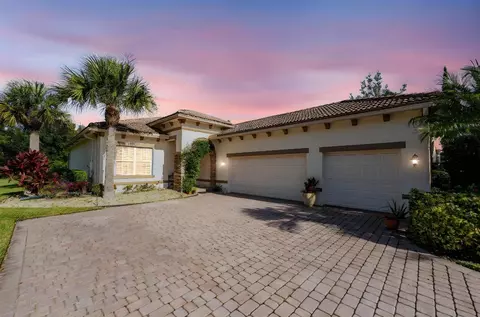 8120 SW Marin Dr, Stuart, FL 34997