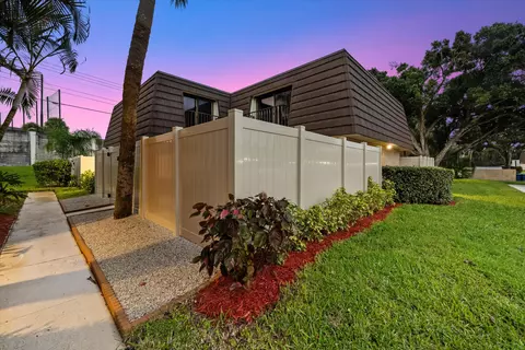 7311 73rd, West Palm Beach, FL 33407
