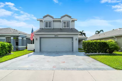8950 Lake Park Cir N, Davie, FL 33328