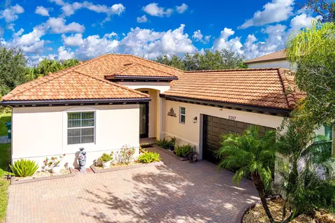 11357 SW Hillcrest Cir, Port Saint Lucie, FL 34987