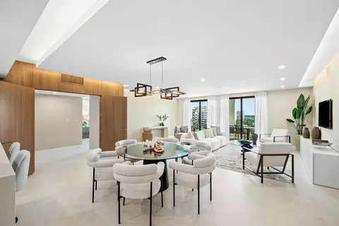200 E Palmetto Park Rd #712, Boca Raton, FL 33432