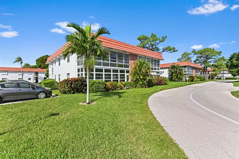 2600 SE Ocean Blvd #AA8, Stuart, FL 34996