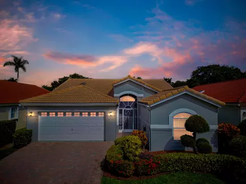 9734 Harbour Lake Cir, Boynton Beach, FL 33437