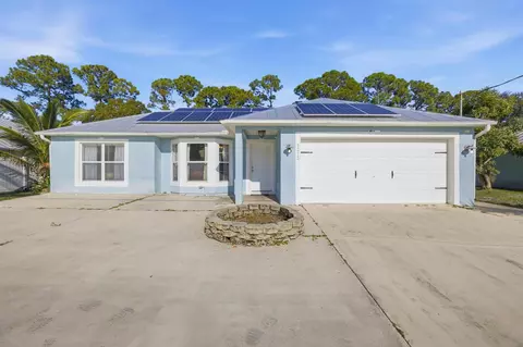 1273 SW Glastonberry Ave, Port Saint Lucie, FL 34953
