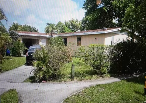 4701 NW 11th Ct, Lauderhill, FL 33313