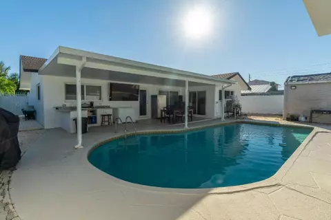 4963 Pine Cone, West Palm Beach, FL 33417