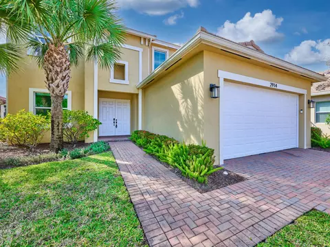2914 Bellarosa Cir, Royal Palm Beach, FL 33411