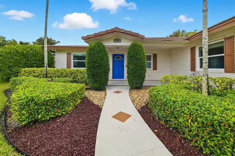 166 Alcazar St, Royal Palm Beach, FL 33411