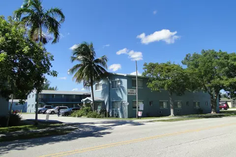 1829 N A St #32, Lake Worth, FL 33460
